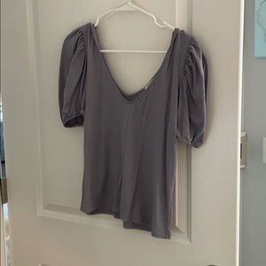 Purple puff sleeve tee